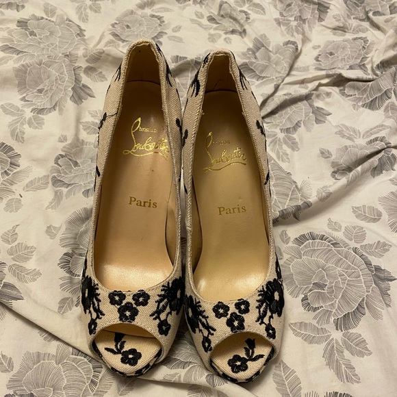 Gorgeous Christian Louboutin high heels